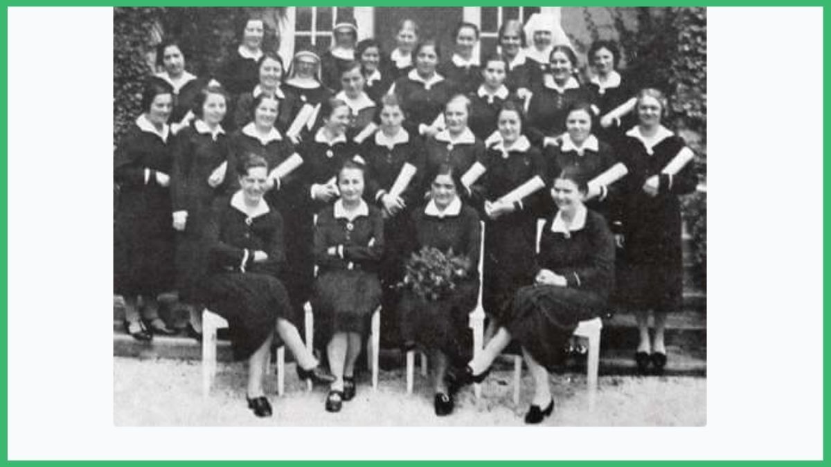 Prva primaljska škola, 1920. godine