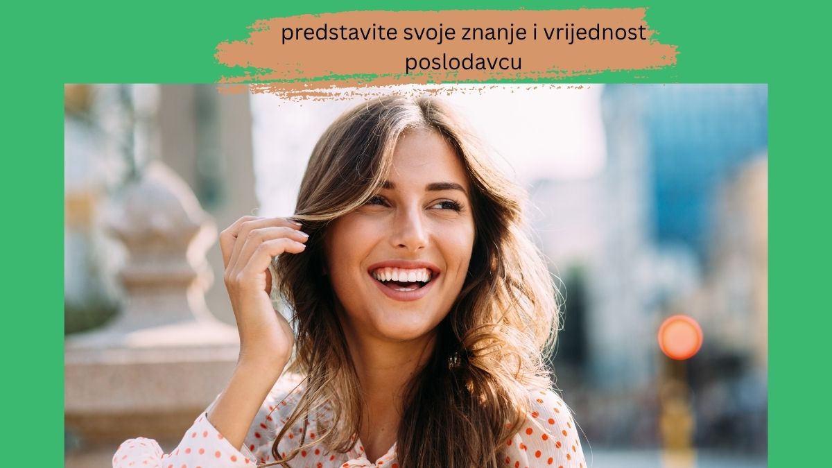 Vrijednost, znanje, osmijeh, zadovoljna i sretna žena