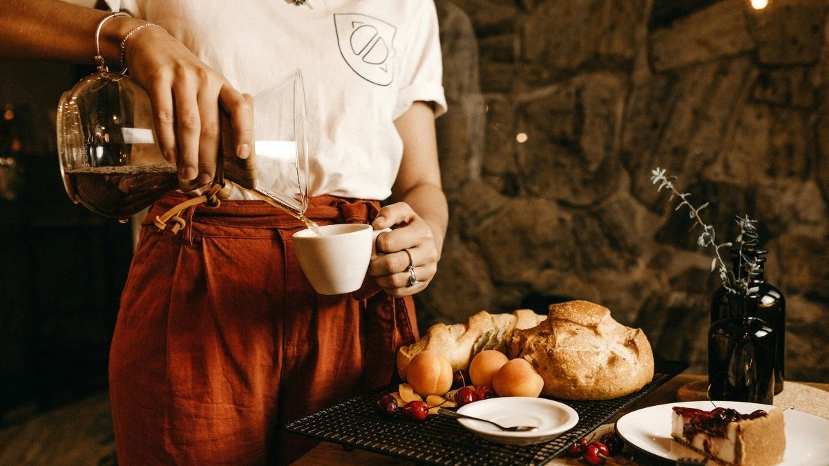 Dodatni posao, vikend posao, konobarica, restoran, kafić Pexels