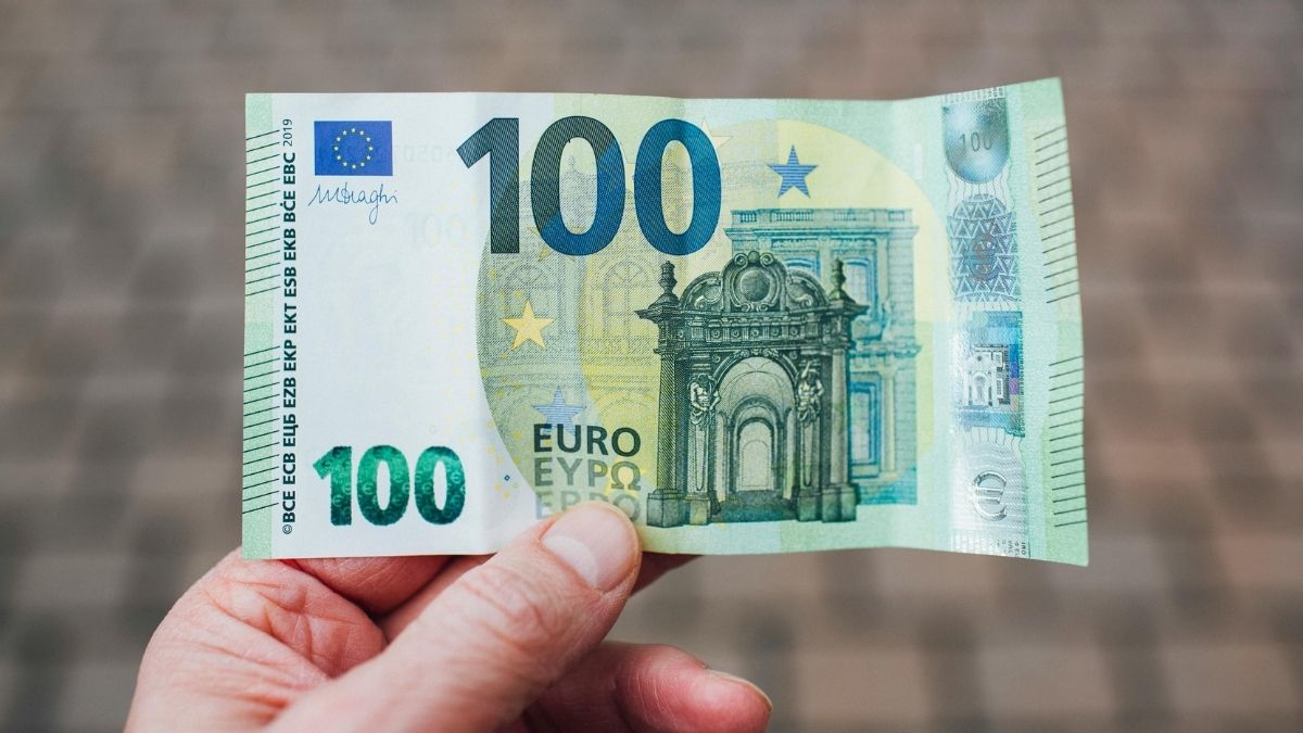 100 eura, plaća, dodatak na plaću, dodatni posao Pexels