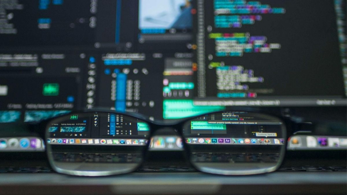 Developer, računala, naočale Pexels