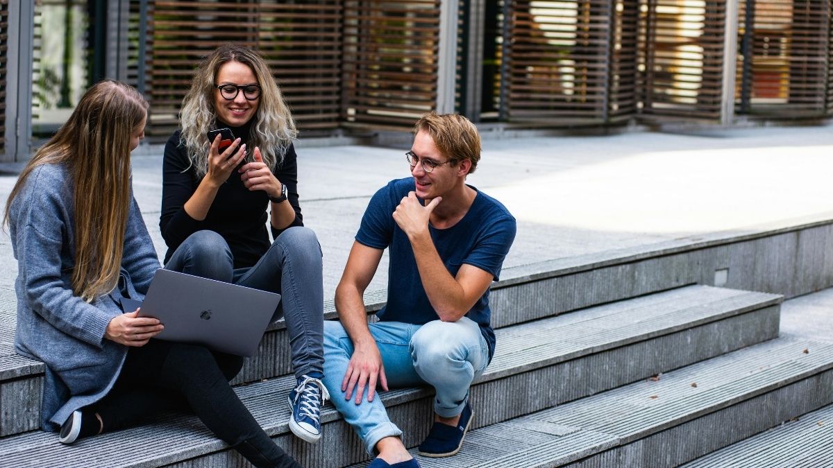 Studenti, studentski posao, traženje posla Pexels