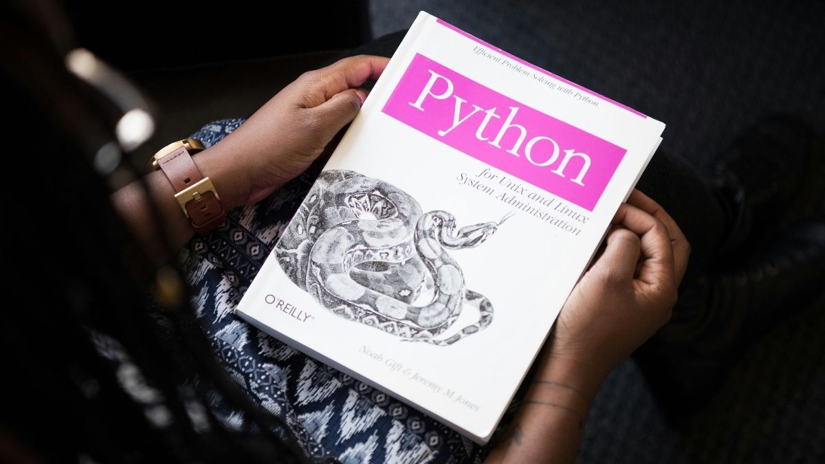 Python, Machine Learning, strojno učenje, inženjer Pexels