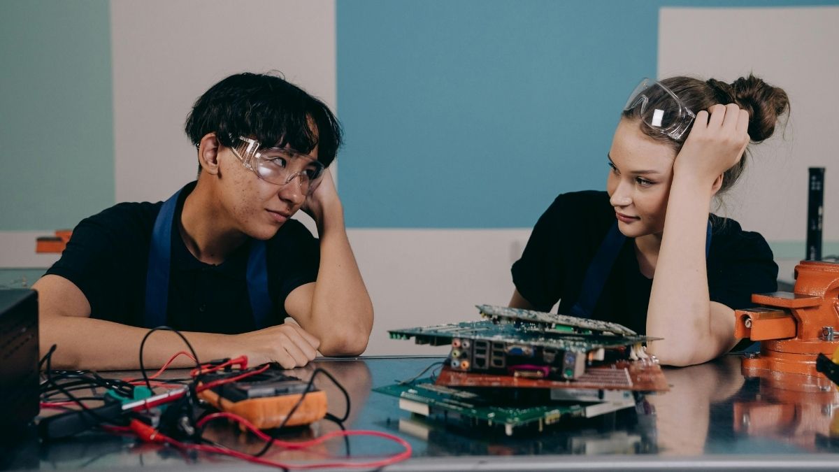 Studentski posao, fakultet, satnica, rad Pexels