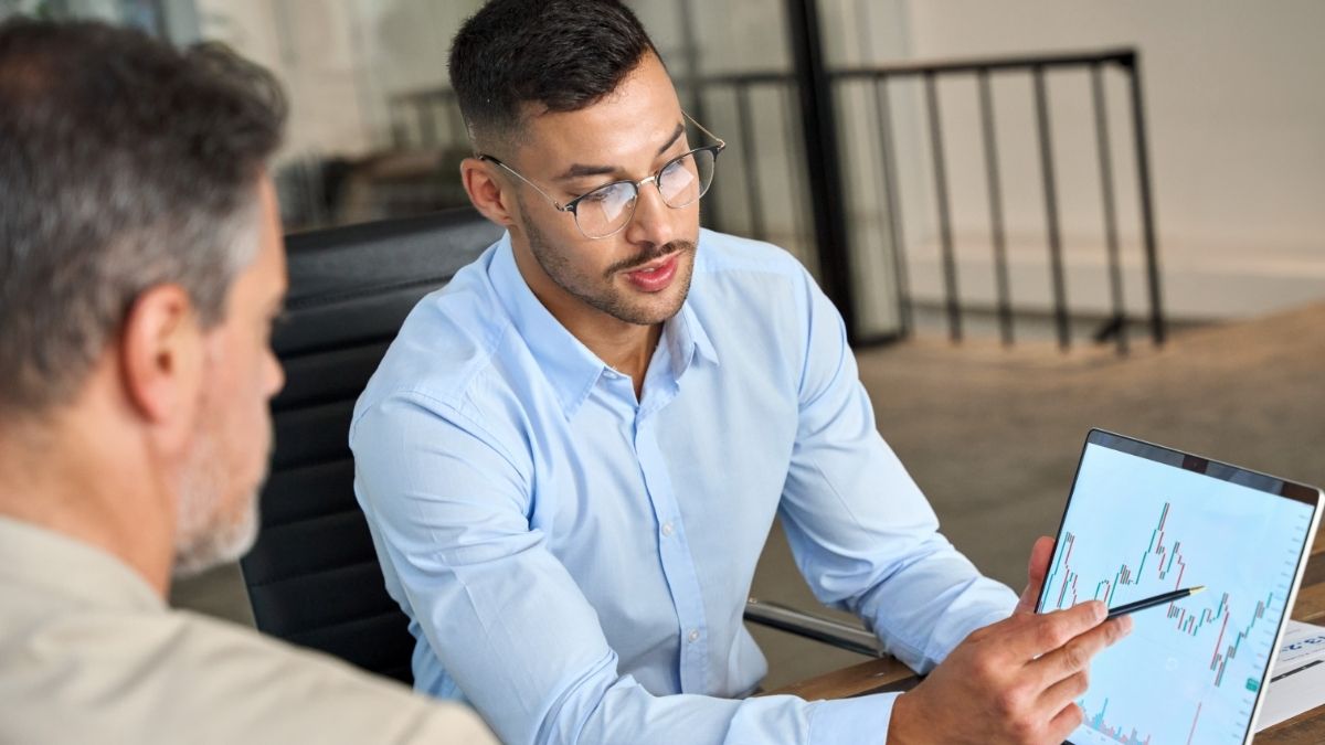 Ulaganje, rast, razvoj, investitor Shutterstck