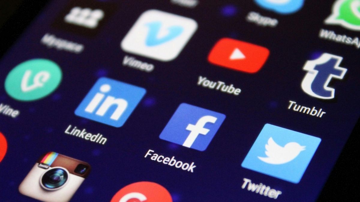 LinkedIn, profil, aplikacija, poslovanje Pexels