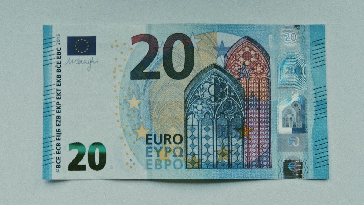 20 eura, dvadeset eura Unsplash