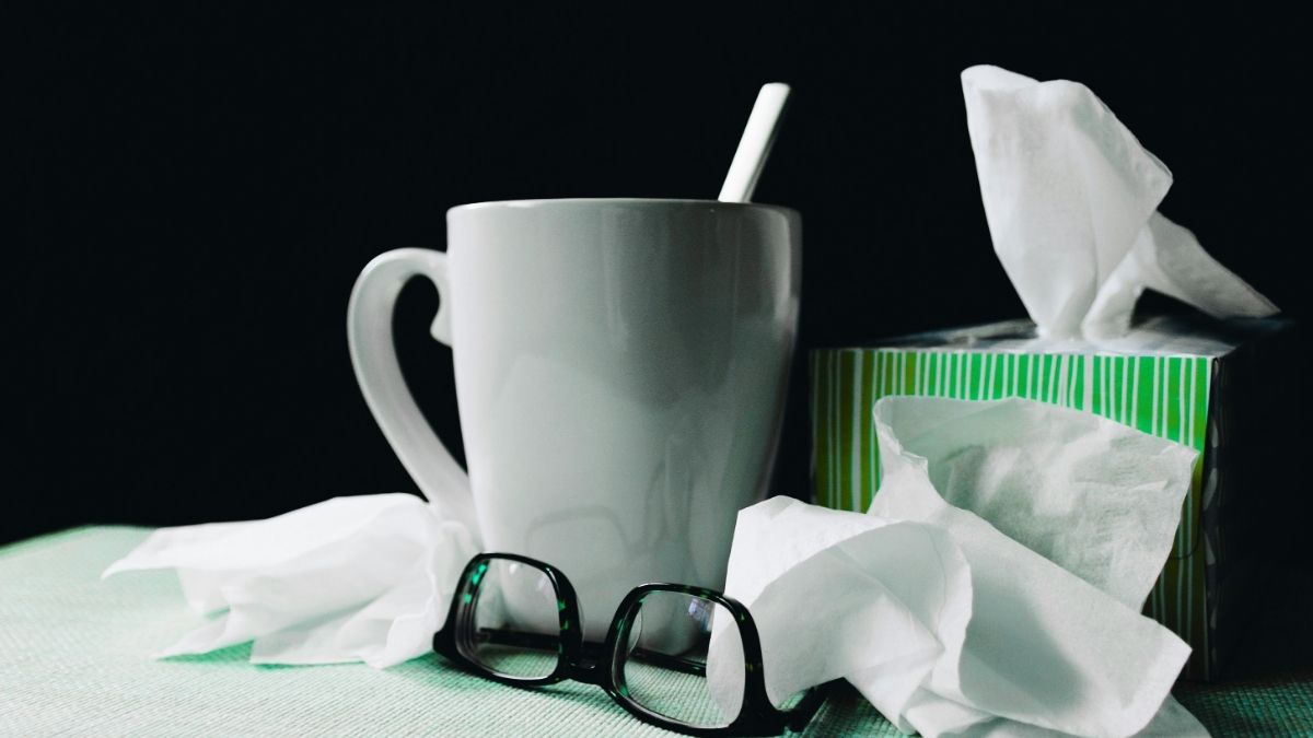 Čaj, naočale, maramice, bolovanje bolovanja Unsplash